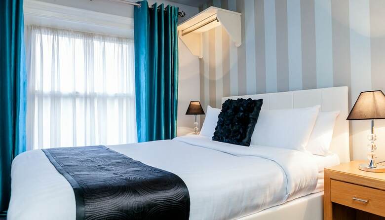 Hotel Amberley House By Thekeycollections
