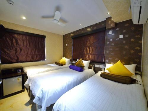 Hotel New International Guest House