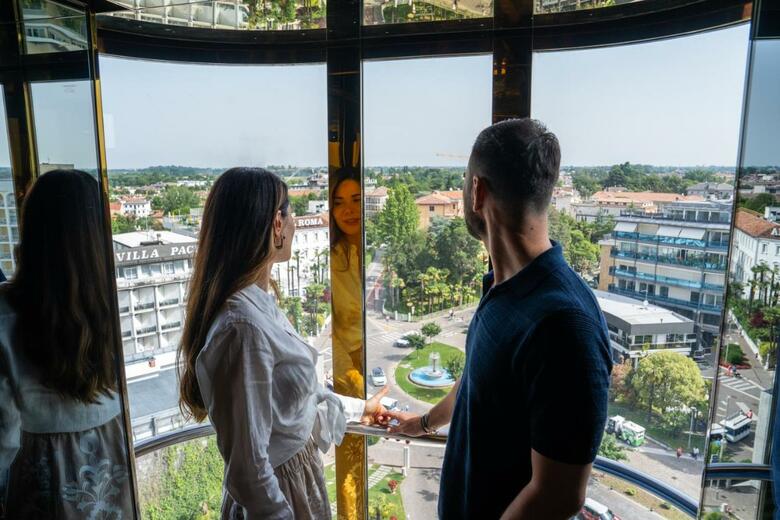 Panoramic Hotel Plaza