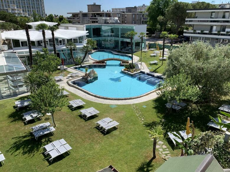 Panoramic Hotel Plaza