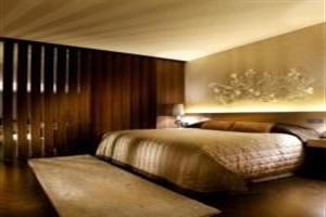 Hotel Naumi