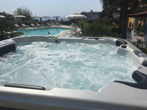 Hotel Bougainville