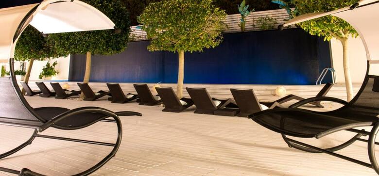 White Hotel Resort