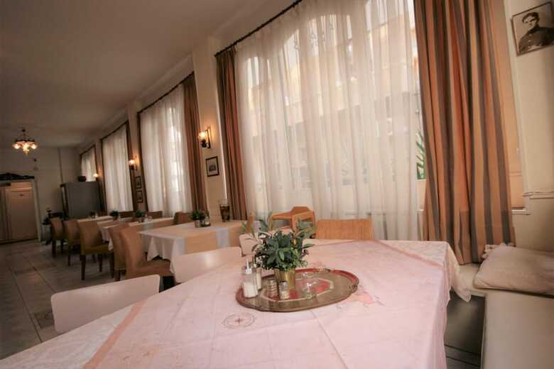 Hotel Adam`s