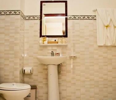 Hostal Phu Thong