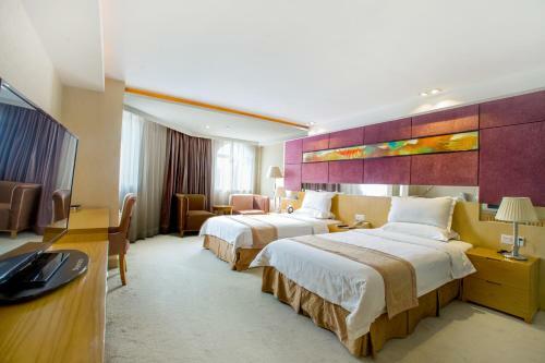 Zhongshan Louis Hotel