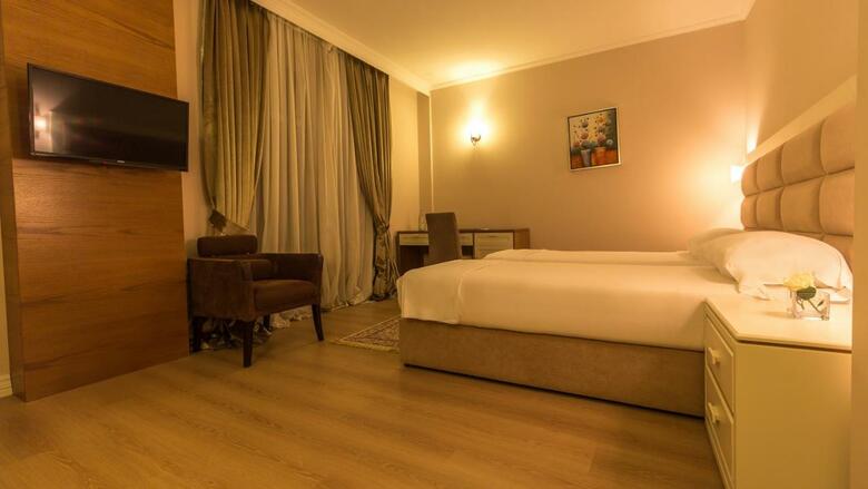Royal Hill Hotel