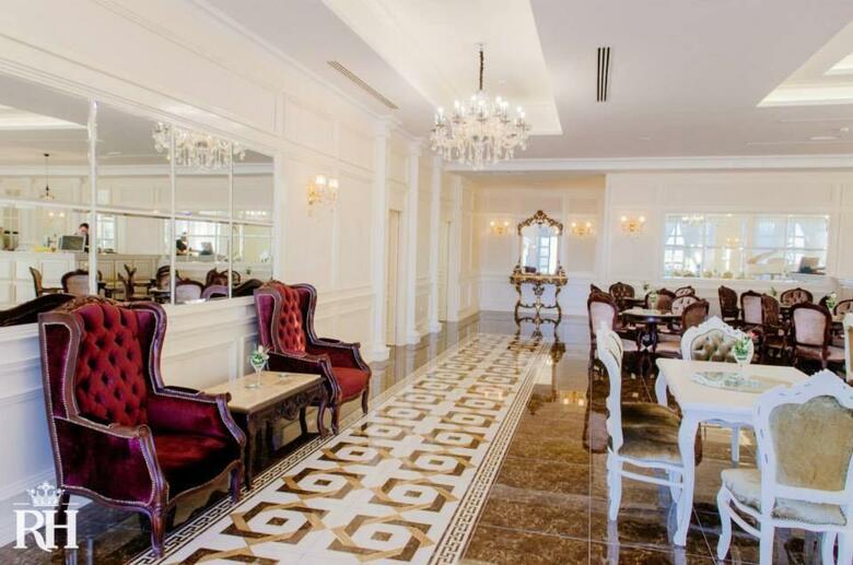 Royal Hill Hotel