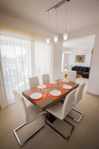 Golden Villas