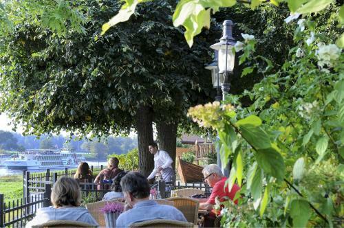 Hotel Elbterrasse Wachwitz