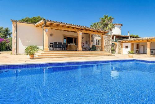 Villa Mestral