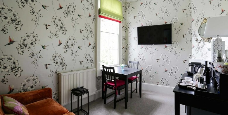 Bed & Breakfast Grove Lodge