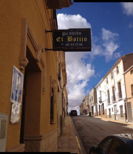 Hostal Pensi�n El Botijo
