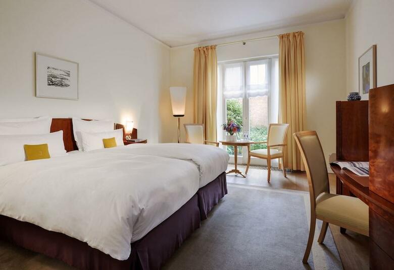 Hotel Louis C. Jacob