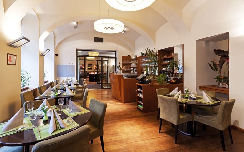 Alwyn Hotel