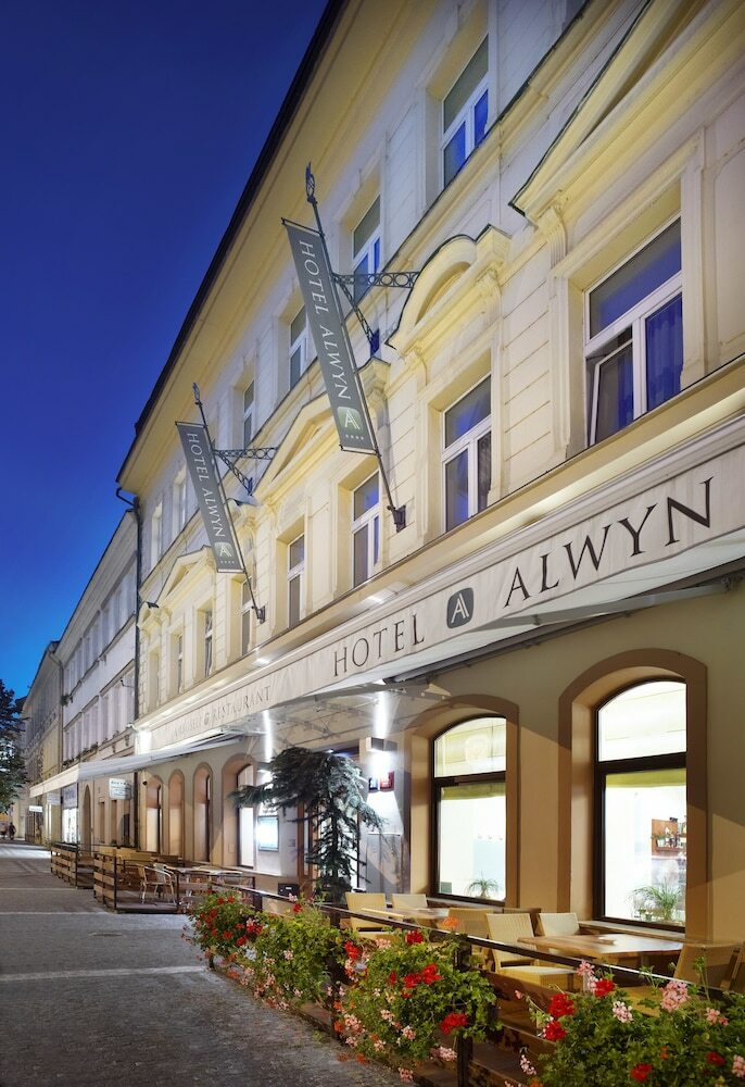 Alwyn Hotel
