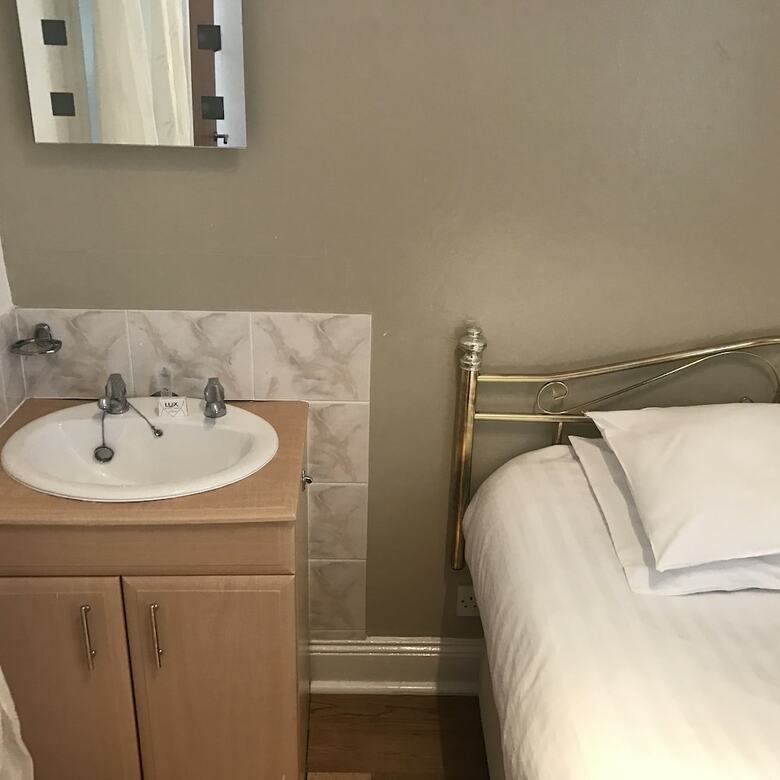 Hotel Clifton House