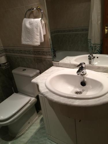 Hostal Mirasierra
