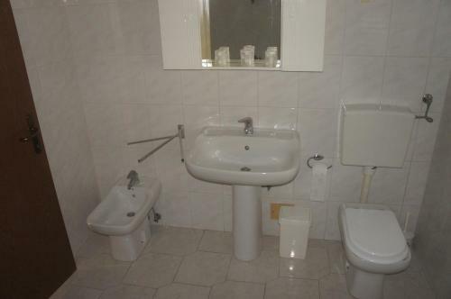 Suran Apartments