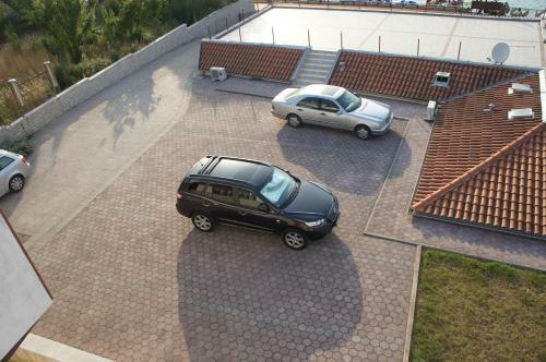 Suran Apartments