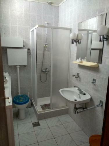 Suran Apartments
