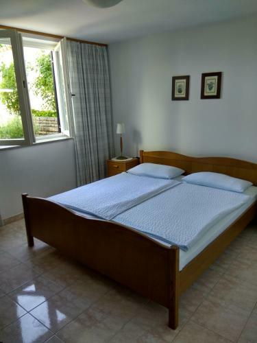 Suran Apartments
