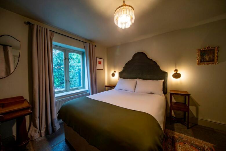 Oak Bank Hotel