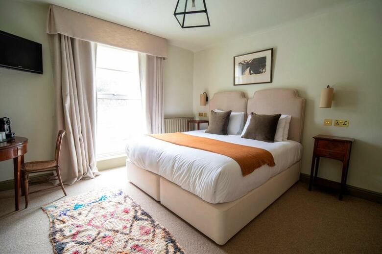 Oak Bank Hotel