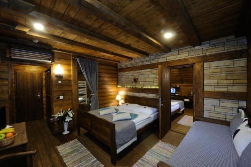 Ethno Houses Plitvica Selo