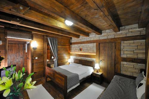 Ethno Houses Plitvica Selo