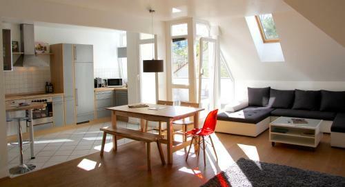 Gl Apartments