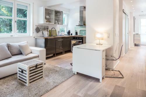 Gl Apartments