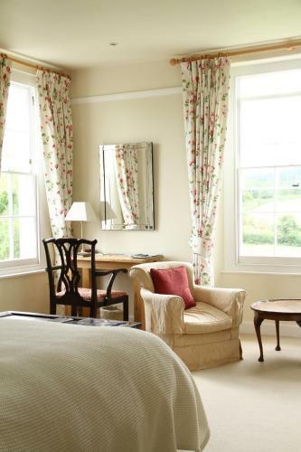 Larkbeare Grange Bed And Breakfast