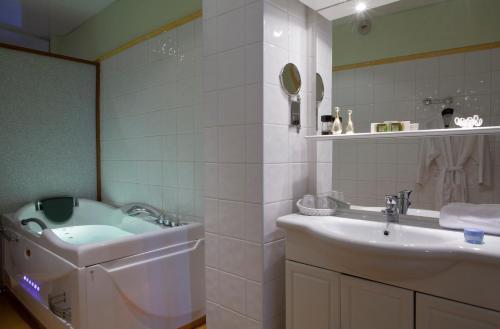 Hotel Logis Midland