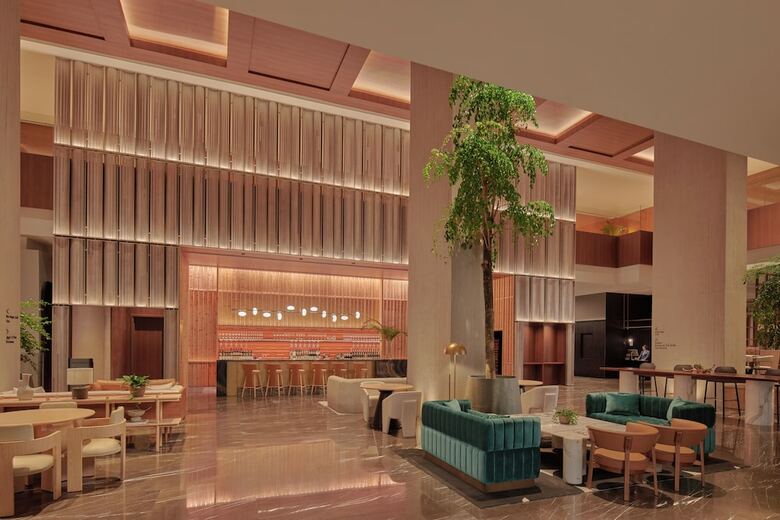 Hotel Amara Singapore