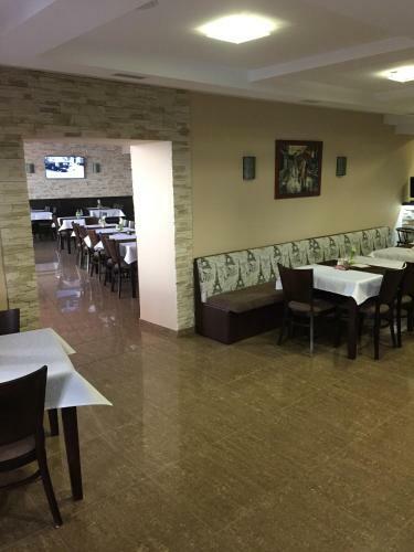 Hostal Penzi�n Stefarez New