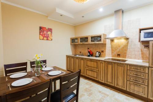 Apartment In Complex Korona On Knyazhyi Zaton 21