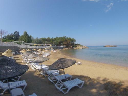Rainbow Bay Ozdere Beach Hotel