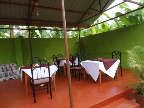 Bed & Breakfast Urafiki House