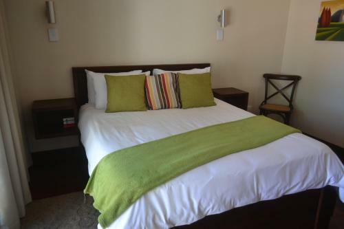 Hostal Be At Home Guesthouse