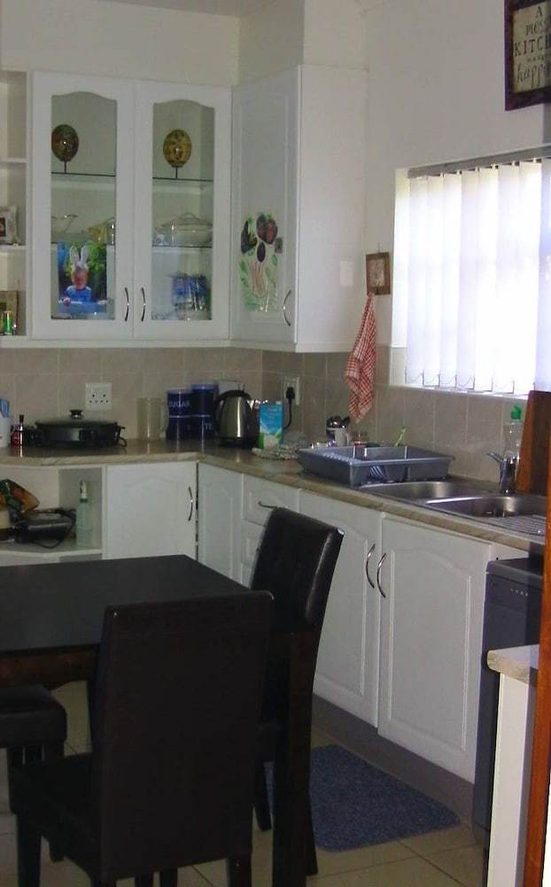 Bed & Breakfast Amanzi Guest House
