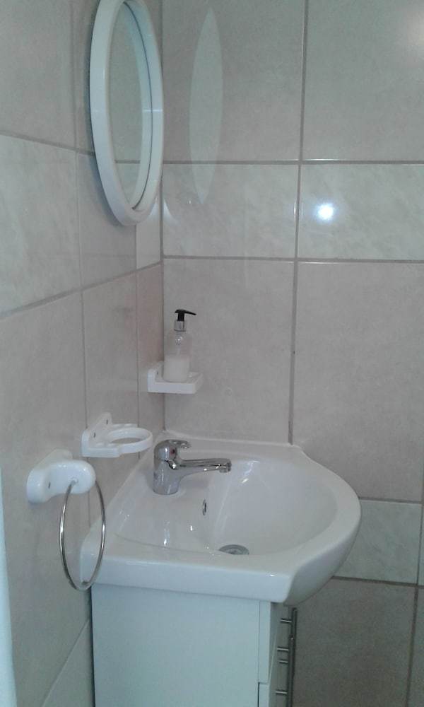 Bed & Breakfast Amanzi Guest House
