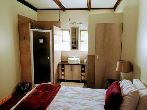 Hostal Rest-a-while