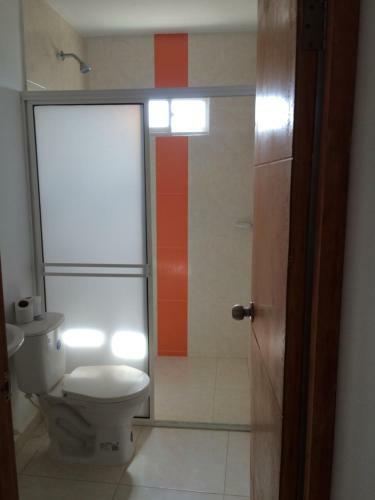 Hotel Y Caba�as Juanmar