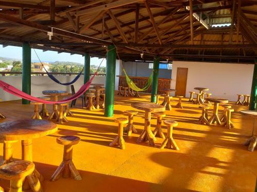 Hotel Y Caba�as Juanmar
