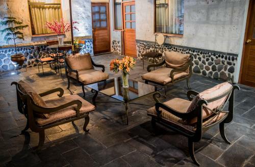Hotel El Portal De San L�zaro