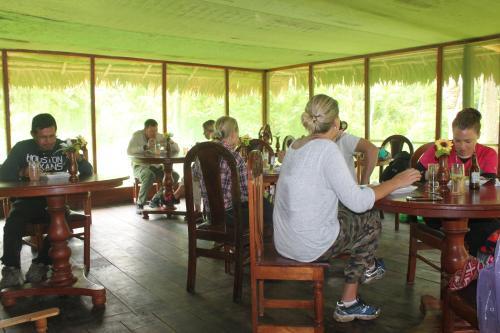 Lodge Tropical Adventures & Expeditions