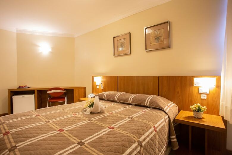 Barbur Center Hotel