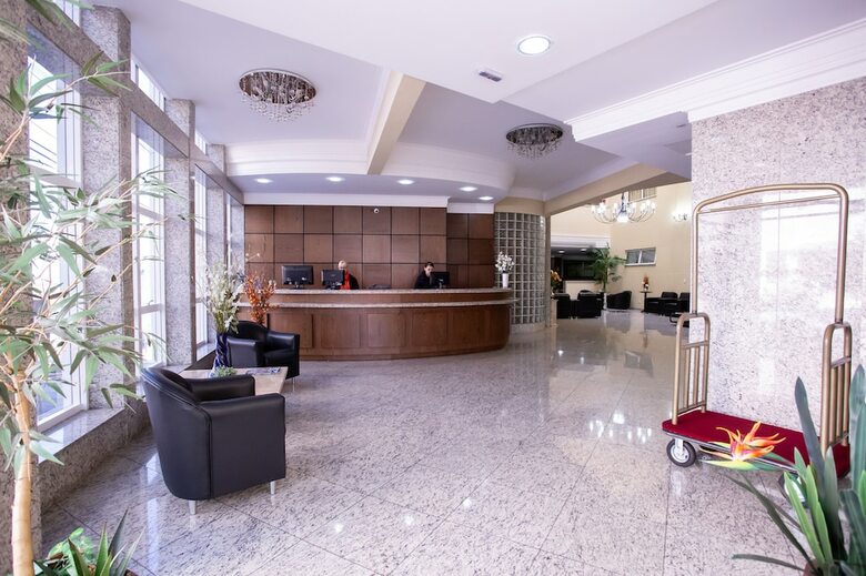 Barbur Center Hotel