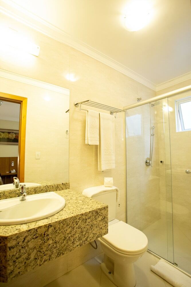 Barbur Center Hotel